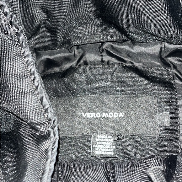 Black jacket by Vero moda - Picture 2 of 3